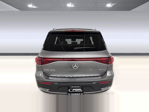 Certified 2024 Mercedes-Benz EQB 300 4MATIC image 10