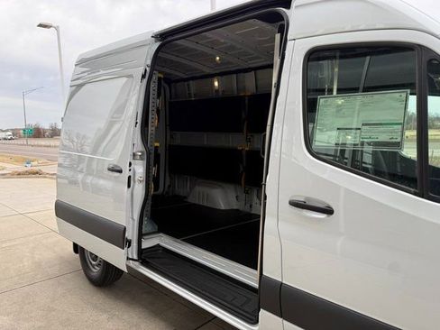 New 2026 Mercedes-Benz Sprinter 144 Cargo image 21