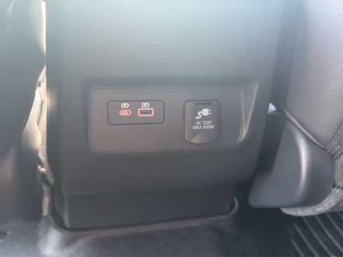 Used 2024 Nissan Frontier PRO-4X w/ Pro Convenience Package AWD/4WD image 36