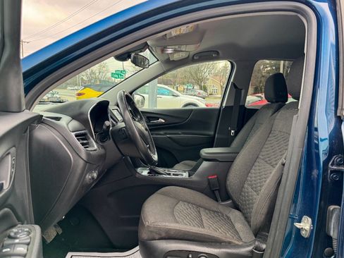 Used 2021 Chevrolet Equinox LT image 19