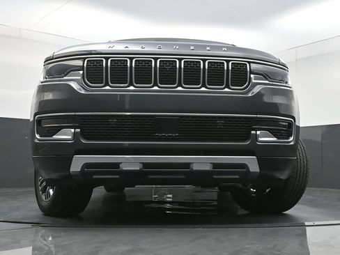 Used 2022 Jeep Wagoneer Series III w/ Convenience Group I AWD/4WD image 35