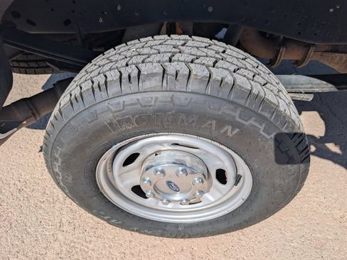 Used 2016 Ford F250 XL w/ Power Equipment Group AWD/4WD image 14