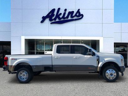 New 2026 Ford F450 King Ranch w/ FX4 Off-Road Package