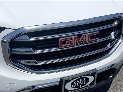 Used 2018 GMC Terrain SLT w/ Preferred Package AWD/4WD image 28