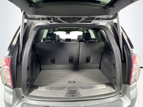 Certified 2024 Chevrolet Tahoe High Country w/ Premium Package image 27