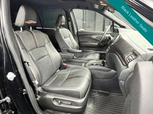 Used 2023 Honda Passport TrailSport image 8