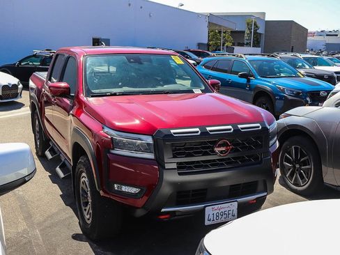 Used 2025 Nissan Frontier PRO-4X w/ Pro Premium Package AWD/4WD image 2
