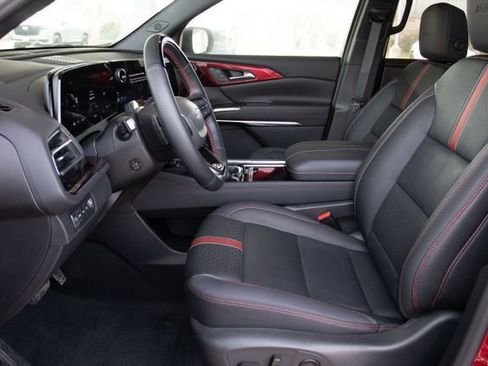 Used 2024 Chevrolet Traverse RS w/ LPO, Floor Liner Package image 8