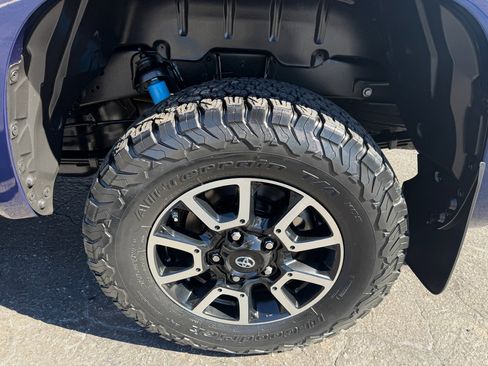 Used 2015 Toyota Tundra SR5 w/ TRD Off Road Package image 32