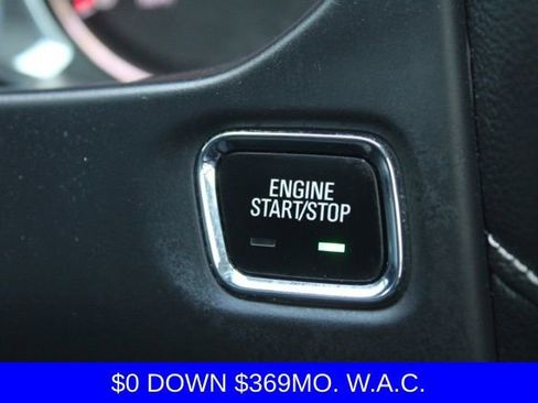 Used 2021 GMC Acadia SLE w/ Driver Convenience Package image 31