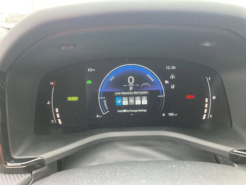 Certified 2026 Toyota Camry SE w/ Convenience Package image 10