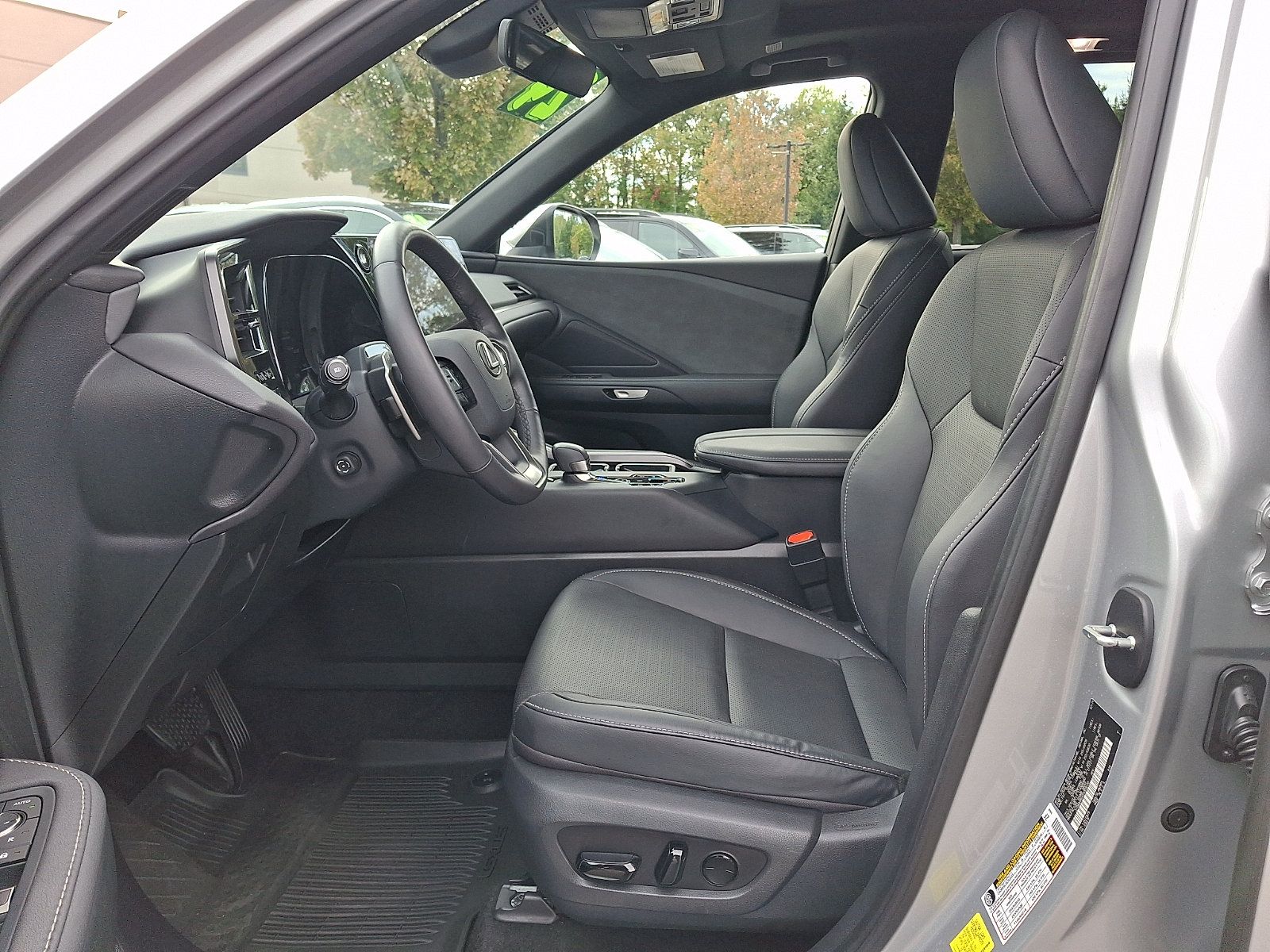 Certified 2024 Lexus TX 350 AWD w/ Captains Chair Package image 14