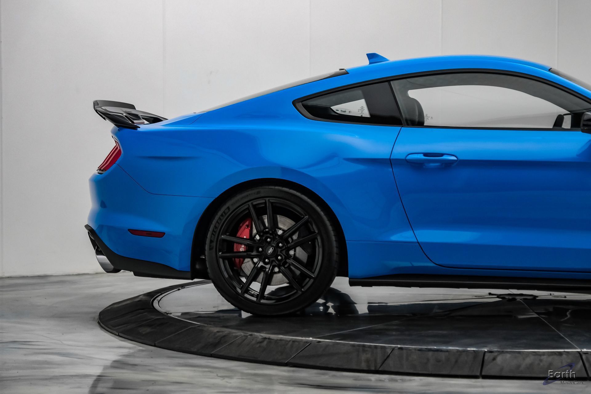 Used 2022 Ford Mustang Shelby GT500 w/ Technology Package RWD image 20