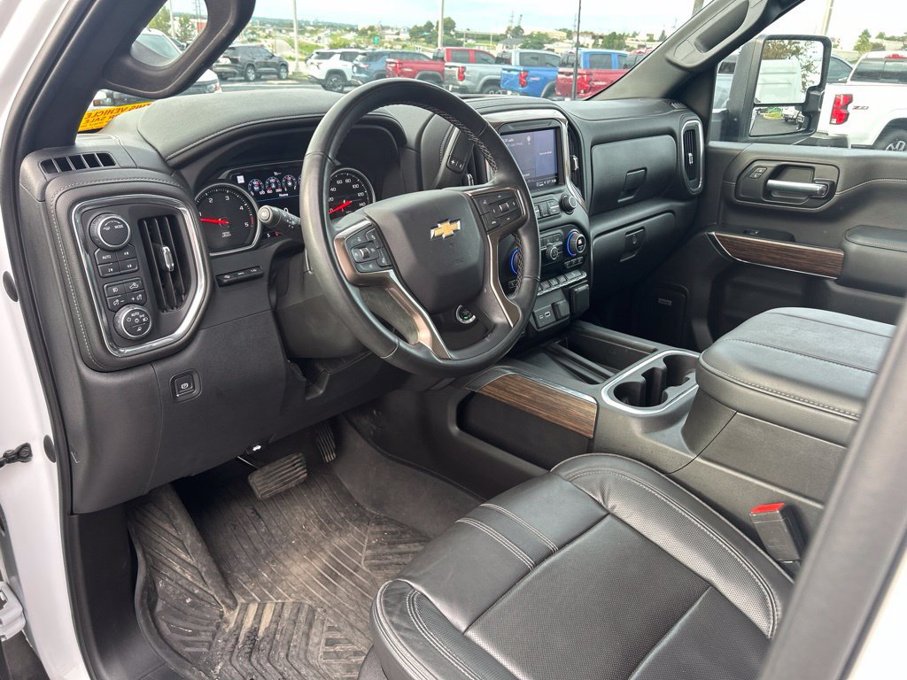 Used 2023 Chevrolet Silverado 2500 High Country w/ Z71 Off-Road Package AWD/4WD image 21