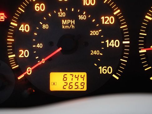 Used 2004 INFINITI G35 Coupe w/ Premium Pkg image 35