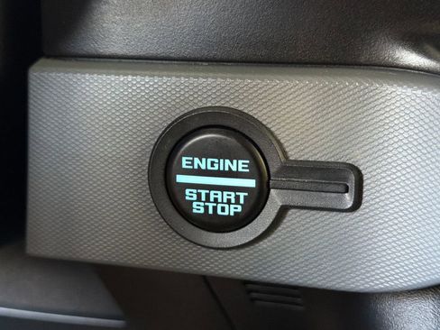 Used 2023 Ford Bronco 4-Door image 5