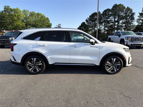 Used 2022 Kia Sorento SX Prestige w/ Panoramic Sunroof Package AWD/4WD image 4