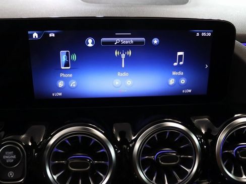 Certified 2025 Mercedes-Benz GLA 250 4MATIC image 6