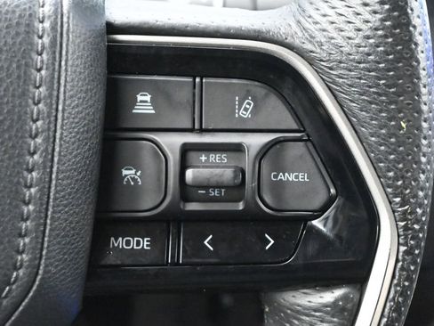 Used 2024 Toyota Tundra Limited AWD/4WD image 9