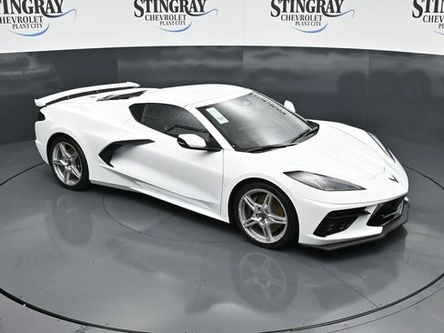 Used 2025 Chevrolet Corvette Stingray Premium Cpe w/ Z51 Performance Package RWD image 21
