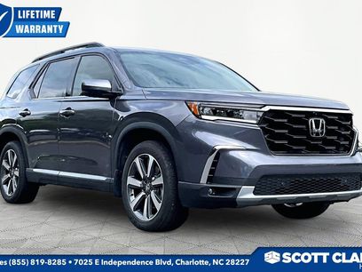 Used 2025 Honda Pilot Elite