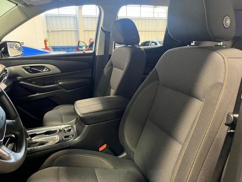 Used 2020 Chevrolet Traverse LS FWD image 20