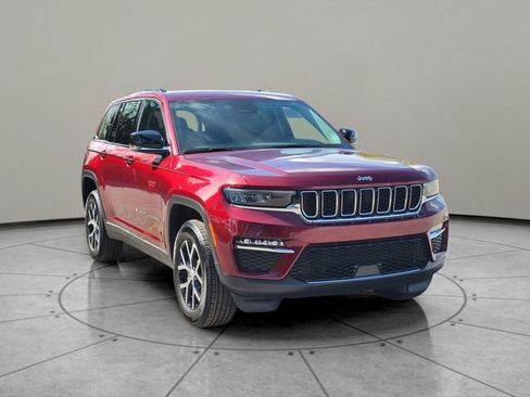 Certified 2023 Jeep Grand Cherokee Limited image 14