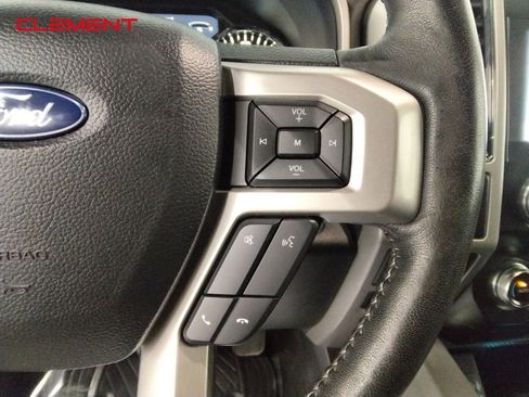 Used 2020 Ford F150 Lariat w/ Equipment Group 502A Luxury image 11