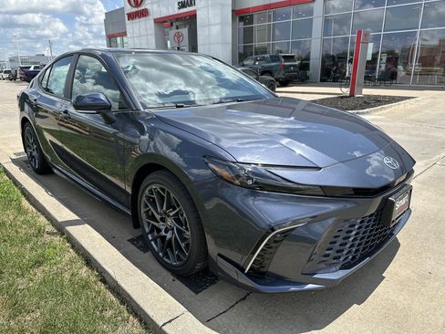 Used 2026 Toyota Camry XSE FWD image 1