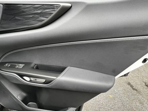 Used 2025 Lexus NX 250 FWD w/ Towing Package (2000 Lbs) image 38