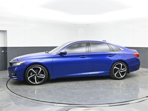 Used 2018 Honda Accord Sport image 12
