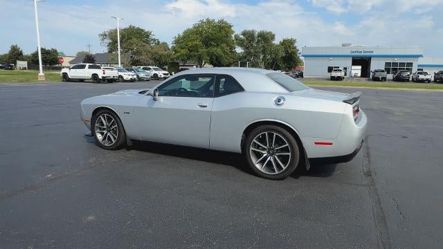 Used 2023 Dodge Challenger R/T RWD image 6