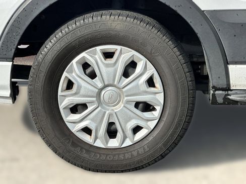 Used 2022 Ford Transit 350 XLT image 11