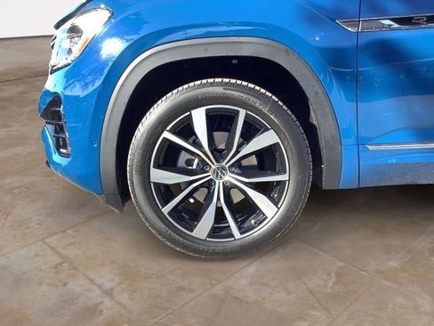 New 2025 Volkswagen Atlas SEL Premium R-Line AWD/4WD image 11