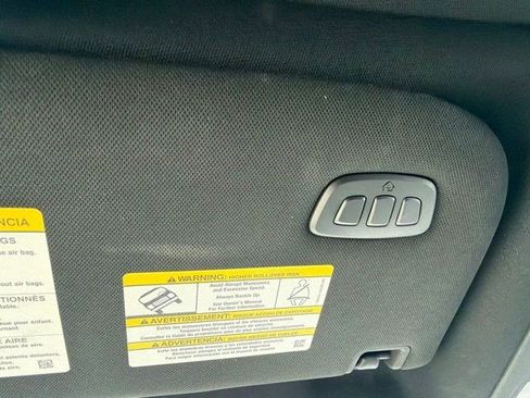 Used 2015 Ford F150 Lariat AWD/4WD image 27