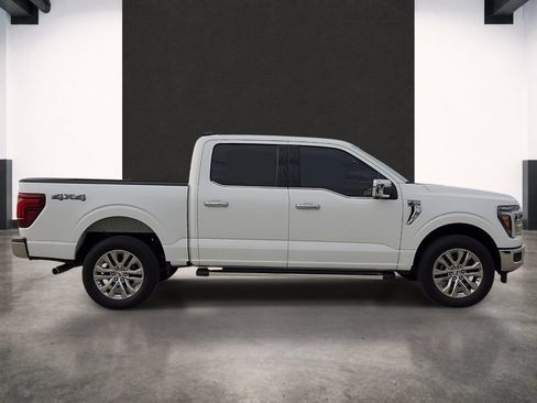 Used 2025 Ford F150 Lariat w/ Equipment Group 501A Mid AWD/4WD image 5