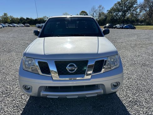 Used 2015 Nissan Frontier SV w/ SV Value Truck Package image 2