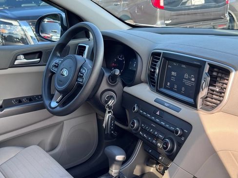 Used 2017 Kia Sportage LX w/ LX Popular Package AWD/4WD image 6