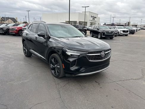 Used 2022 Buick Envision Essence w/ Sport Touring Package image 4