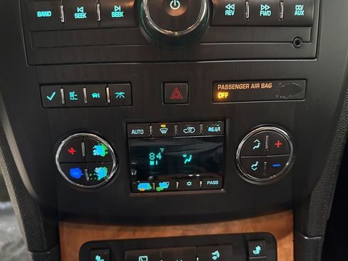 Used 2012 Buick Enclave Leather image 17