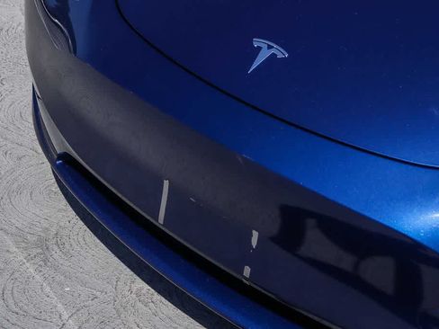 Used 2023 Tesla Model Y Long Range AWD/4WD image 8