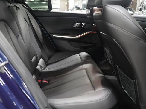 Used 2022 BMW 330i Sedan w/ Driving Assistance Package RWD image 29