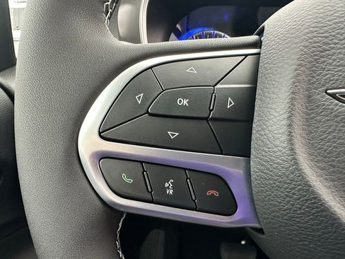 New 2026 Chrysler Pacifica Select FWD image 29