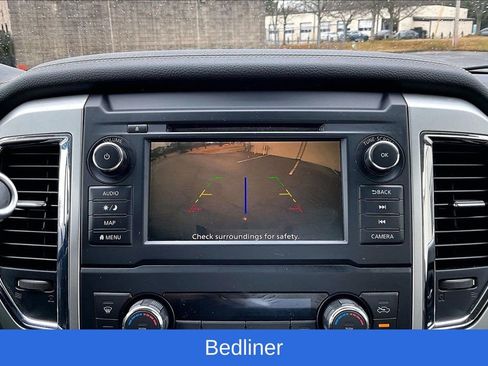 Used 2019 Nissan Titan PRO-4X image 13