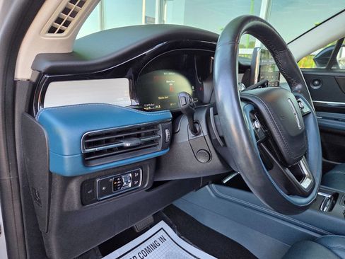 Used 2020 Lincoln Corsair Reserve w/ Equipment Group 202A image 13