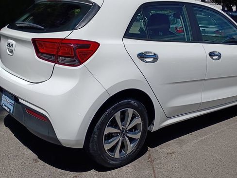 Used 2022 Kia Rio S w/ Option Group 015 FWD image 4