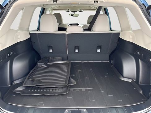 Used 2023 Subaru Forester Premium image 11