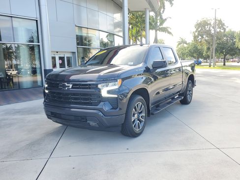 Used 2022 Chevrolet Silverado 1500 RST image 7