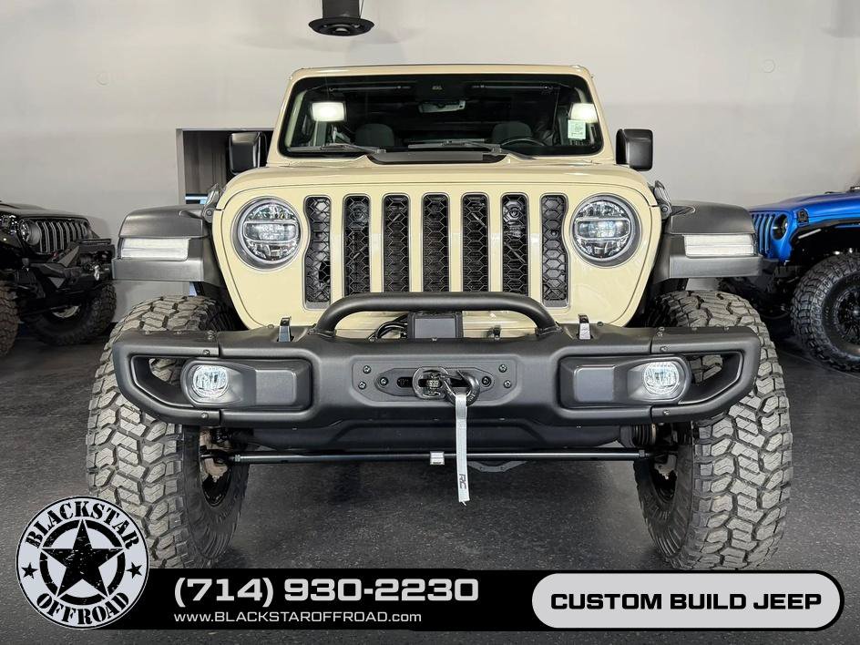 Used 2022 Jeep Wrangler Unlimited Rubicon 4xe w/ Steel Bumper Group AWD/4WD image 4