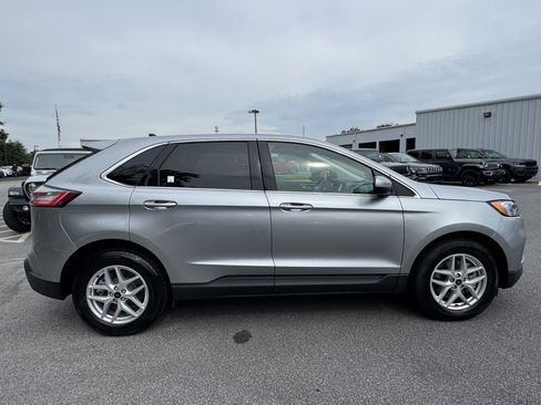 Used 2024 Ford Edge SEL AWD/4WD image 4